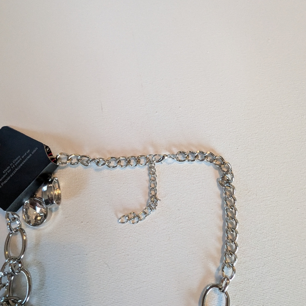 Paparazzi Necklace and Earring set - Picture 6 of 7